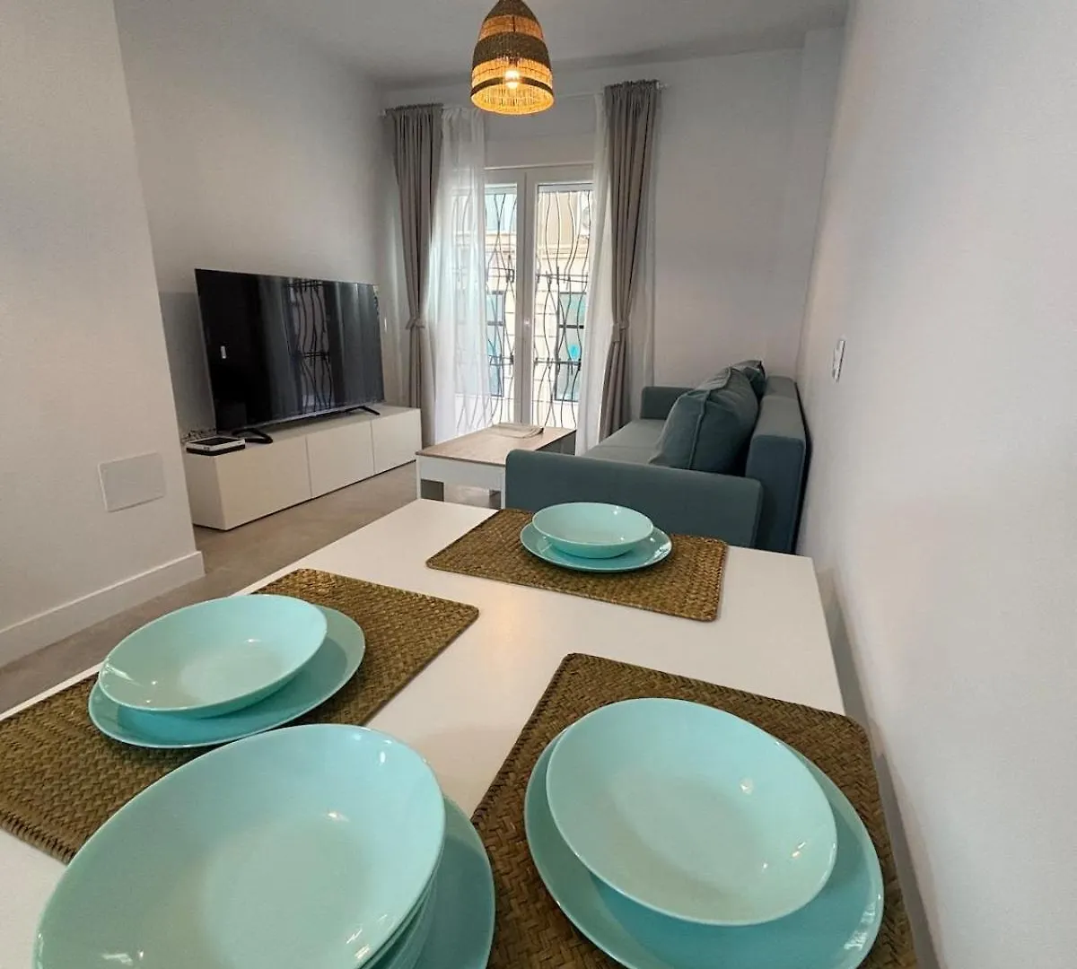 Nuevo! En El Centro! 1M Metro, Zambrano Y Con Parking Apartment Malaga Spain