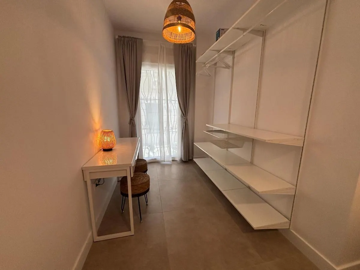 Nuevo! En El Centro! 1M Metro, Zambrano Y Con Parking Apartment Malaga Spain