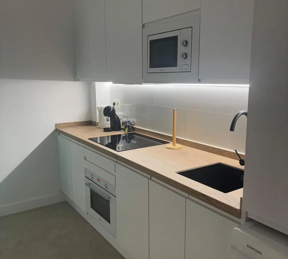 Nuevo! En El Centro! 1M Metro, Zambrano Y Con Parking Apartment Malaga Spain