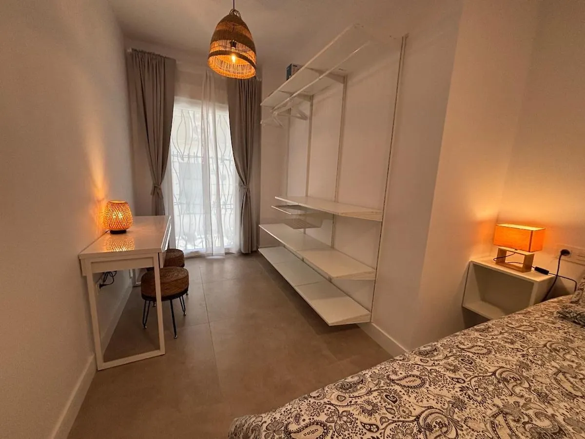Nuevo! En El Centro! 1M Metro, Zambrano Y Con Parking Apartment Malaga 0*,
