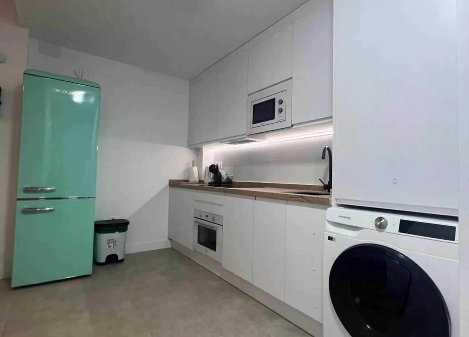 Nuevo! En El Centro! 1M Metro, Zambrano Y Con Parking Apartment Malaga
