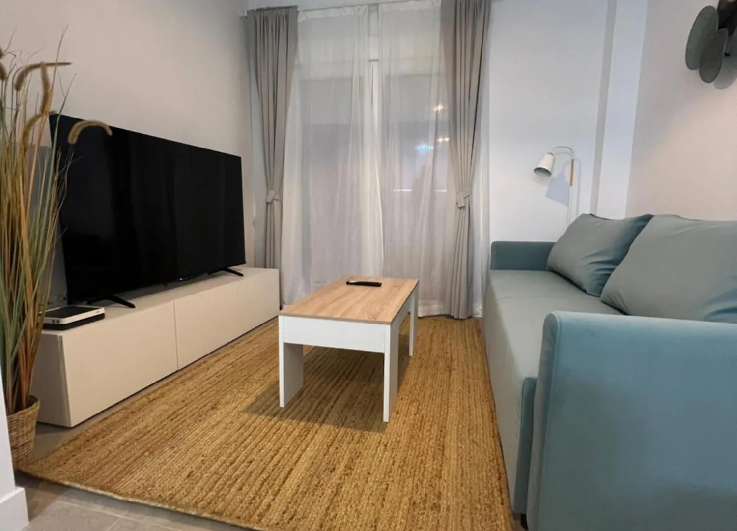 Nuevo! En El Centro! 1M Metro, Zambrano Y Con Parking Apartment Malaga