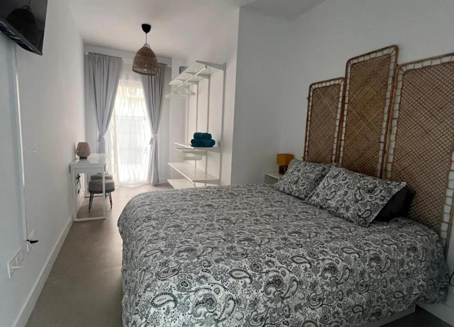 Nuevo! En El Centro! 1M Metro, Zambrano Y Con Parking Apartment Malaga