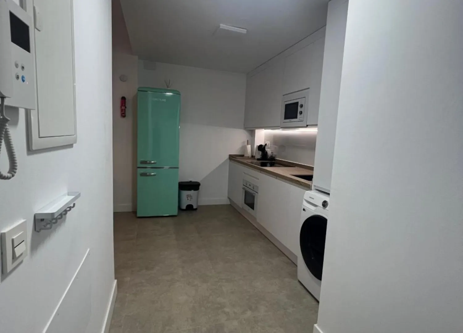 Nuevo! En El Centro! 1M Metro, Zambrano Y Con Parking Apartment Malaga 0*,
