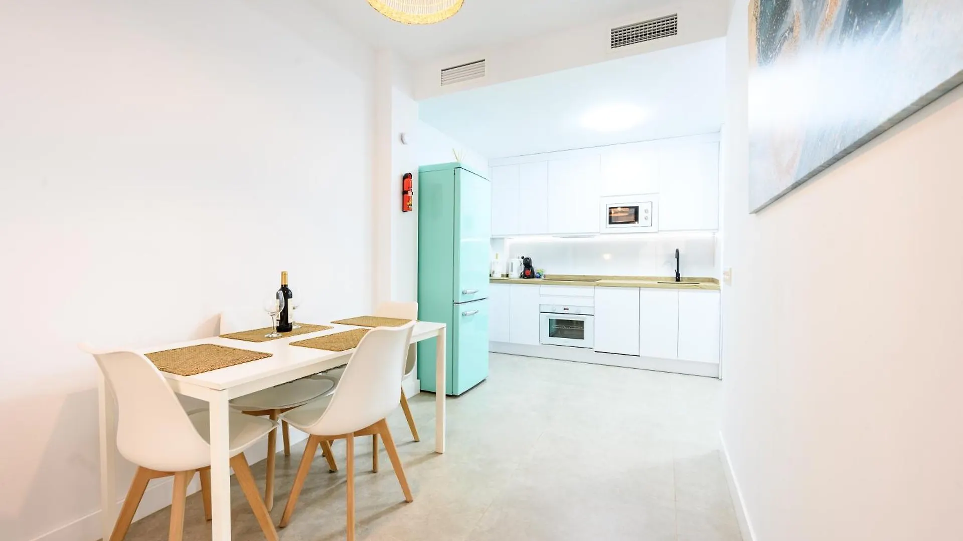 Nuevo! En El Centro! 1M Metro, Zambrano Y Con Parking Apartment Malaga