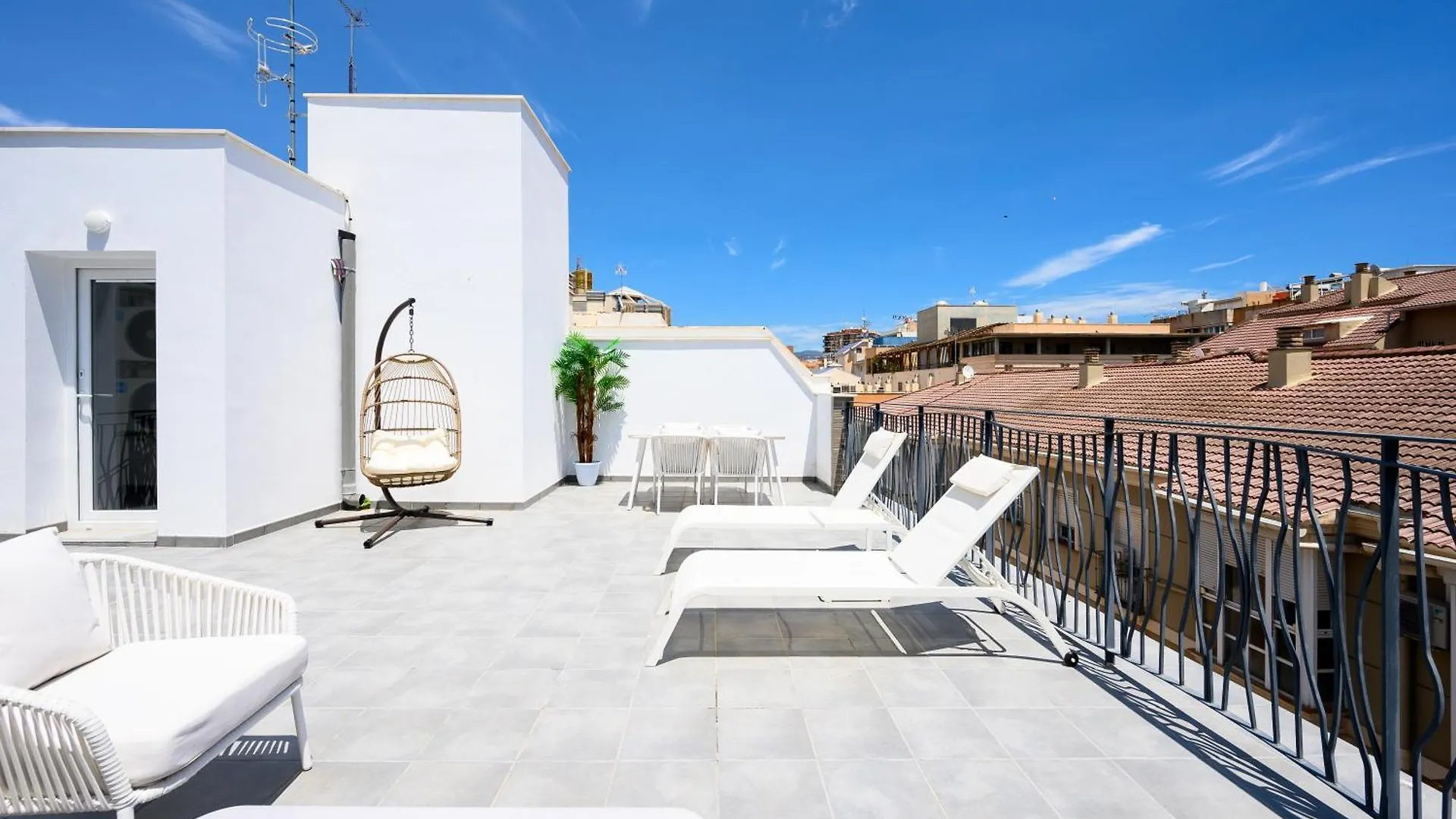 Nuevo! En El Centro! 1M Metro, Zambrano Y Con Parking Apartment Malaga 0*,